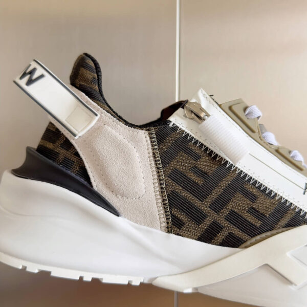 Fendi Flow Men's Leather Sneakers - Image 7