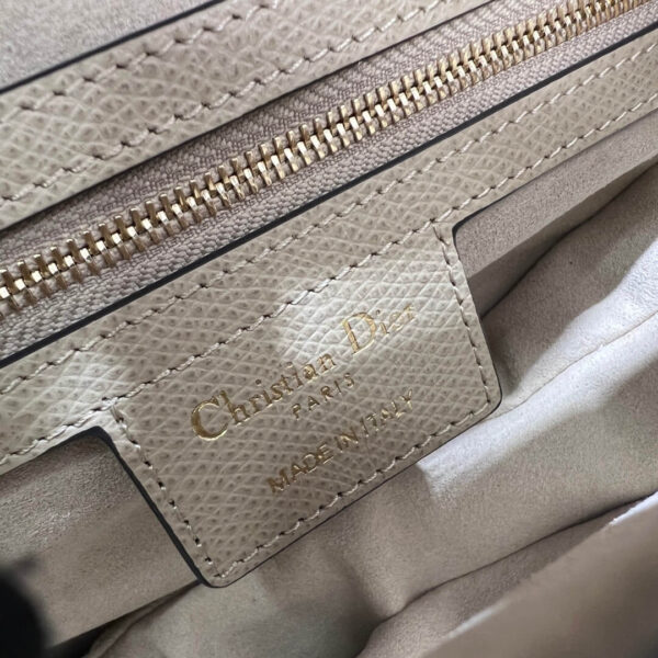 Dior Saddle Bag - Image 7