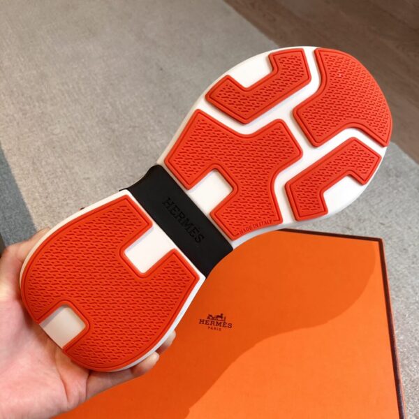 Hermes Bouncing Sneaker Brown - Image 8