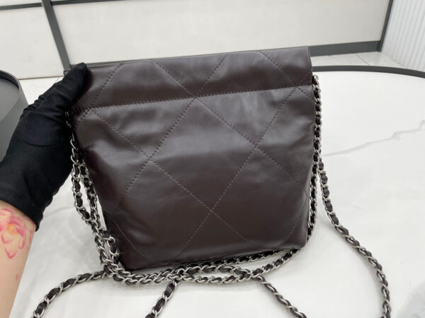 Chanel 22 Small Handbag - Image 6