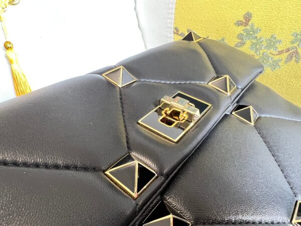 Valentino Garavani Roman Stud Black Bag - Image 7
