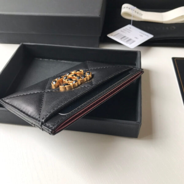 Chanel 19 Leather Black Card Holder - Image 9