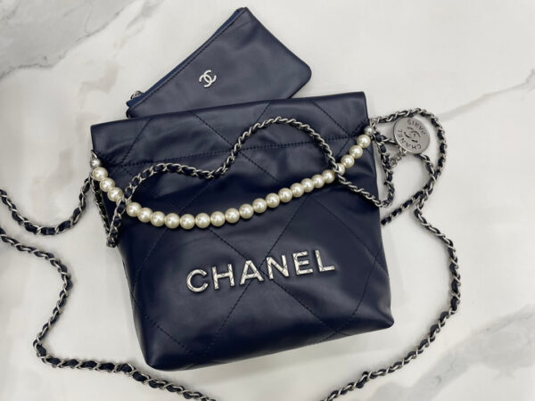 Chanel 22 Small Blue Handbag - Image 5