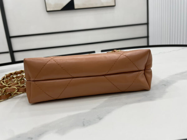 Chanel 22 Small Caramel Handbag - Image 8