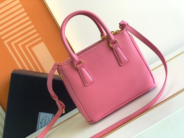 Prada Galleria Saffiano Pink Bag - Image 8