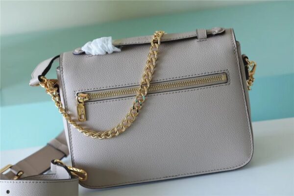 LV Oxford Lockme Leather Bag - Image 5