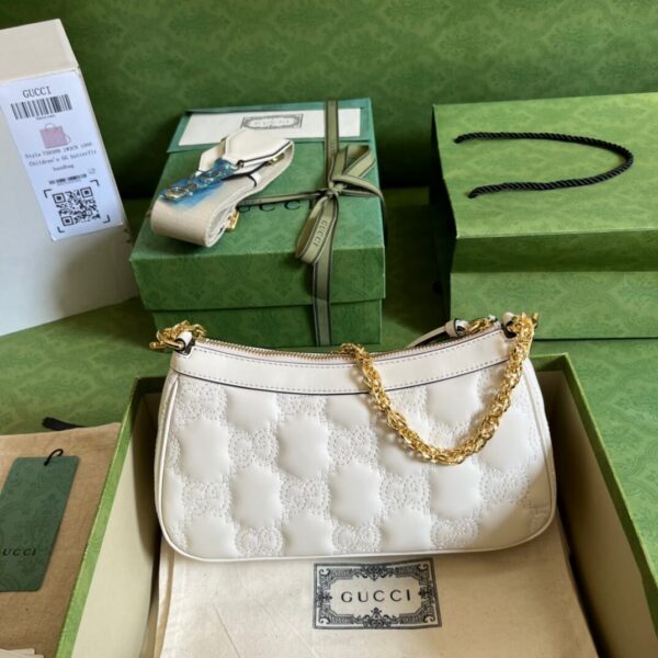 Gucci Matelasse White Handbags - Image 9