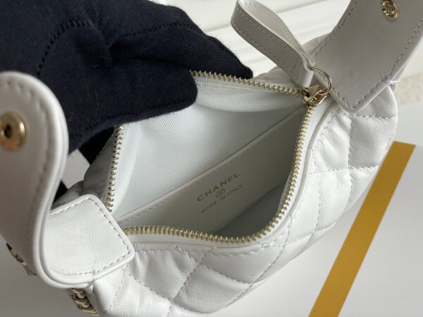Chanel 23C Round Cruise Pouch White Bag - Image 6