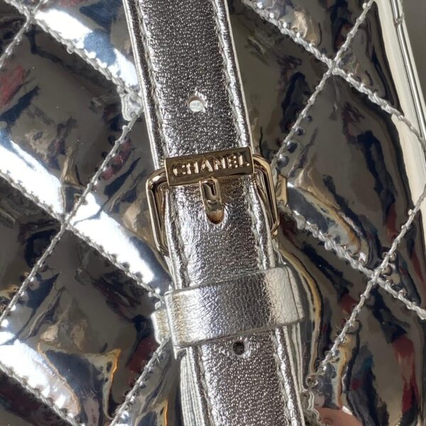 Chanel 24C Backpack with Star Patent Gold - Image 6