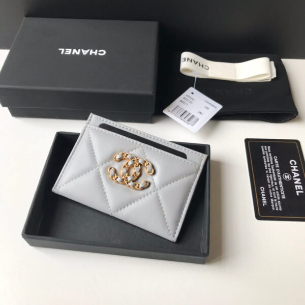 Chanel 19 Leather Card Holder