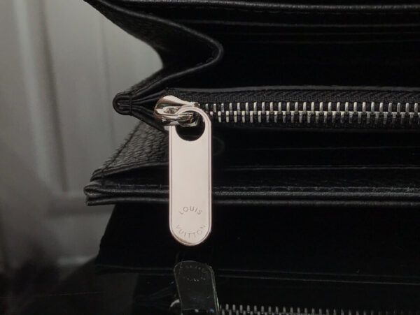LV Mahina Iris Wallet - Image 7