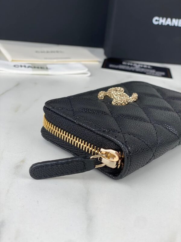 Chanel Zipped Coin Black Purse - Image 8