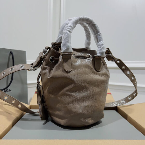 Balenciaga Pompon Giant Bag - Image 9