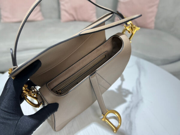 Dior Saddle Bag in Grey - Image 8