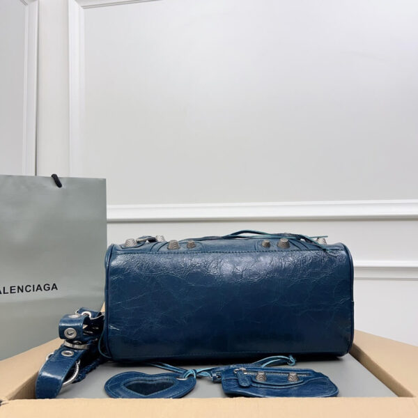 Balenciaga Classic City Bag - Image 9