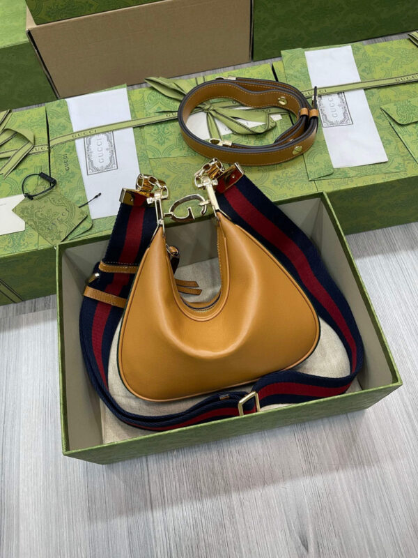 Gucci Attache Small Shoulder Bag Brown