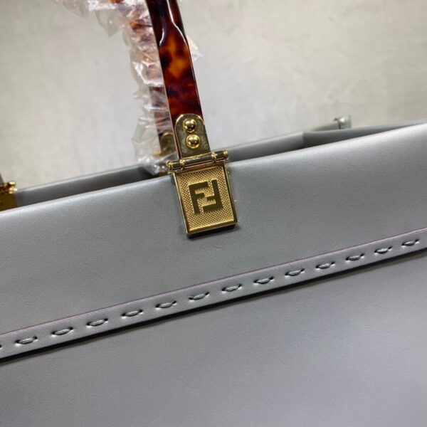 Women Fendi Sunshine Medium Bag - Image 9