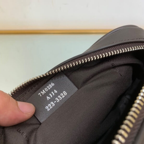 Fendi Camera Case Crossbody Men's Bag - Image 9