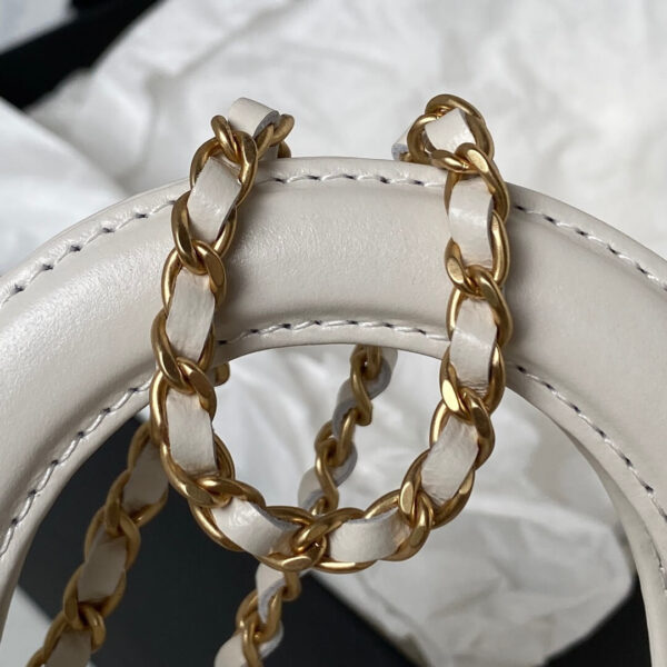 Chanel Small Kelly Shopper White Bag - Image 9