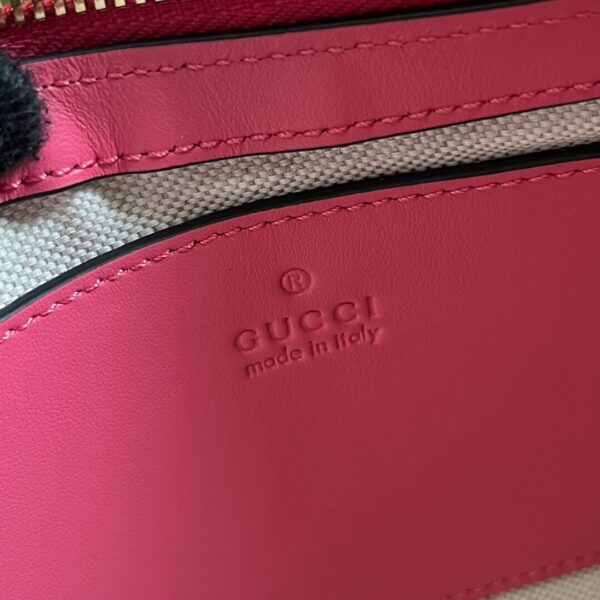 Gucci Matelasse Pink Handbags - Image 9