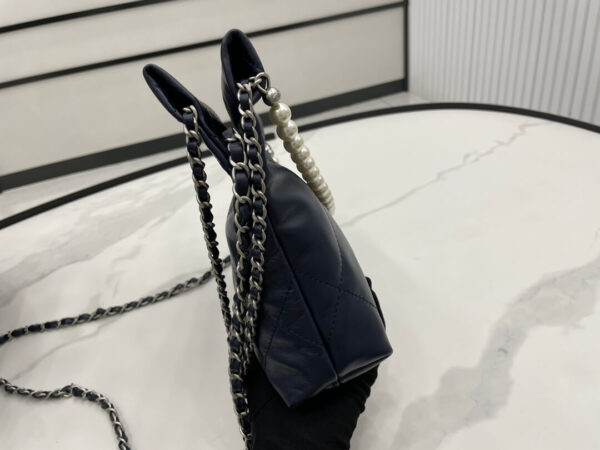 Chanel 22 Small Blue Handbag - Image 9