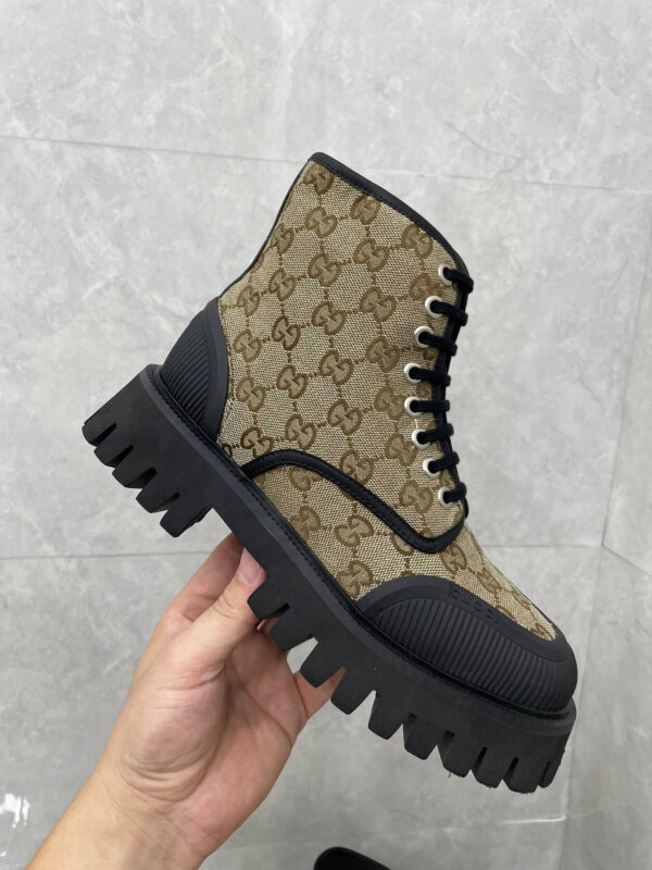 Gucci Men Ankle Boot - Image 9