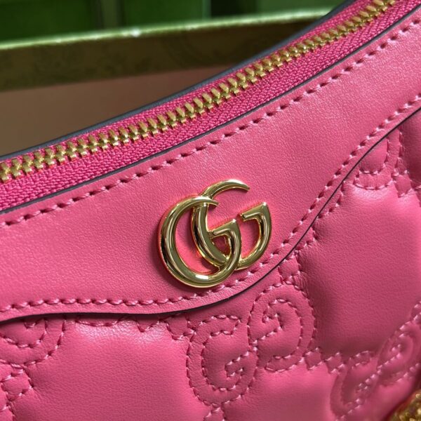 Gucci Matelasse Pink Handbags - Image 8