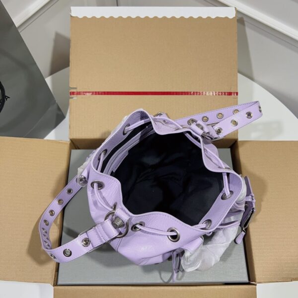 Balenciaga Pompon Giant Bag - Image 9