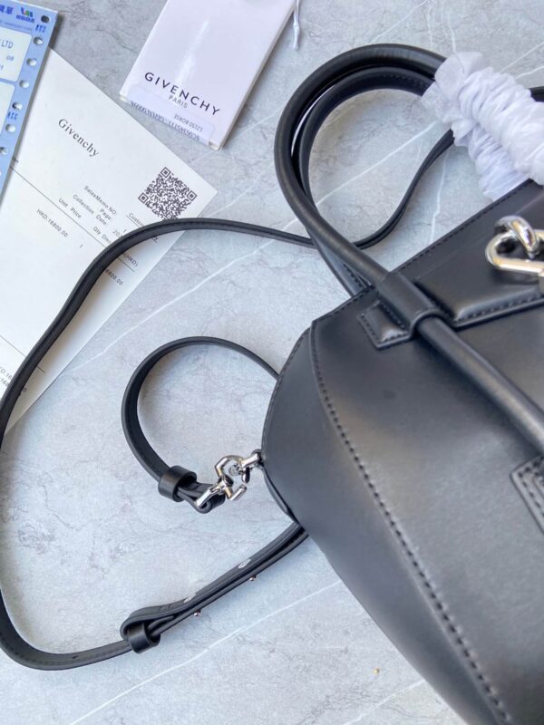 Givenchy Antigona Lock Black Bag - Image 6