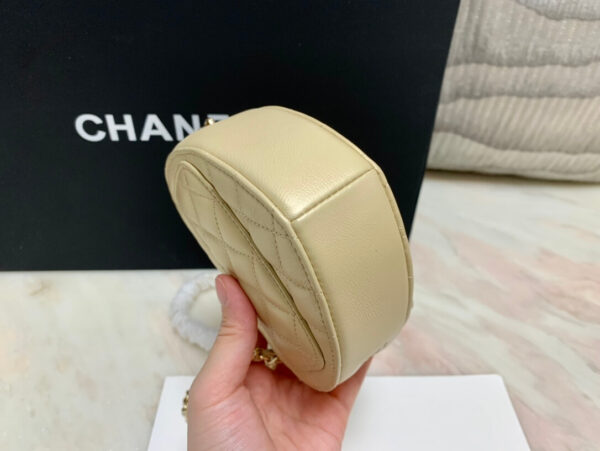 Chanel CC Love Heart Mini Bag - Image 4