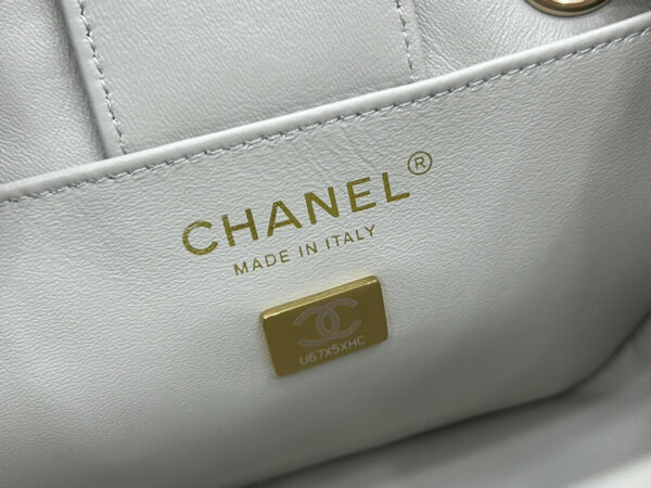 Chanel Classic Tote Bag - Image 5