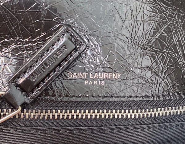 Women's YSL Niki Medium Leather Shoulder Bag - Image 4