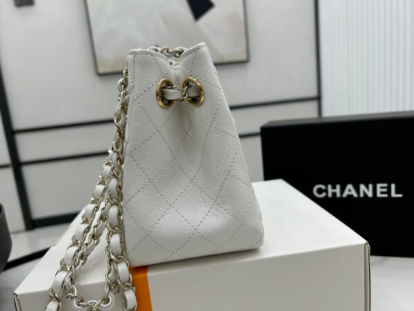 Chanel Classic Tote Bag White - Image 5