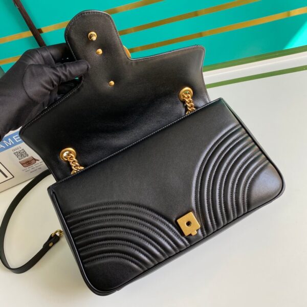Gucci Marmont Matelasse Flap Bag - Image 4