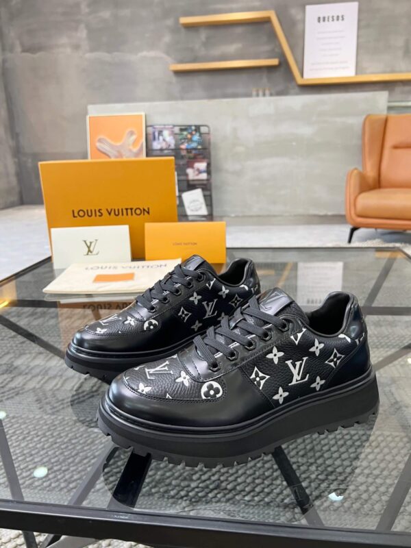 Louis Vuitton Men's Sneakers
