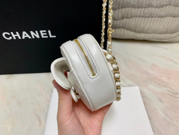 Chanel CC Love Heart Mini Bag White - Image 4