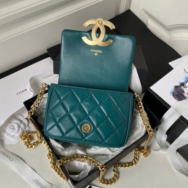 Chanel Leather Flap Bag - Image 2