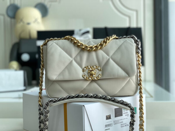 Chanel 19 Bag