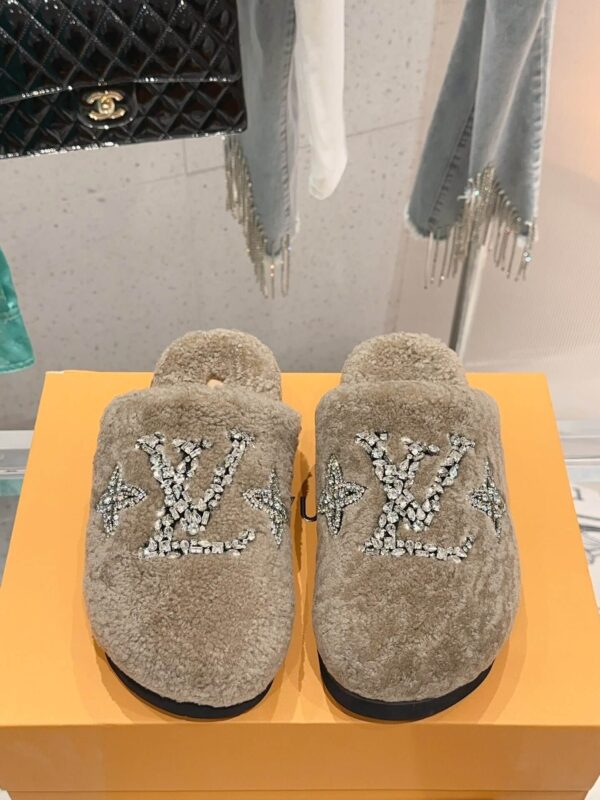 LV Paseo Flat Mule Shoes - Image 4