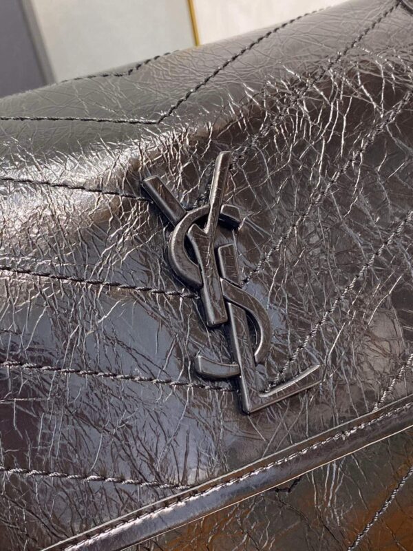 Women's YSL Niki Medium Leather Shoulder Bag - Image 6