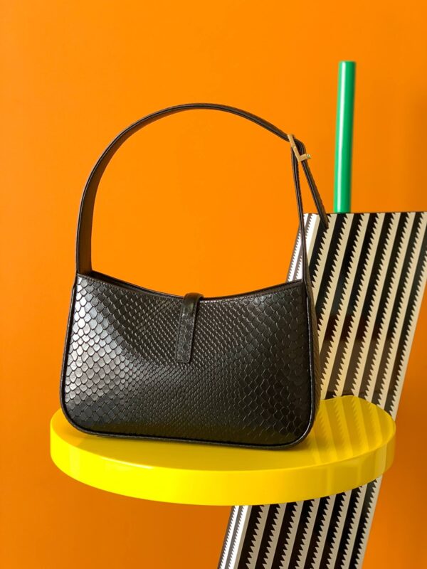 YSL Le 5 a 7 Hobo Bag Black - Image 5