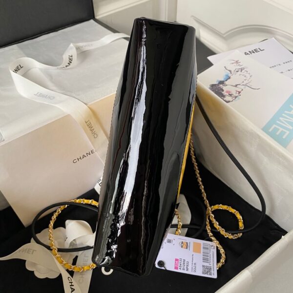 Chanel 31 Mini Shopping Bag - Image 3