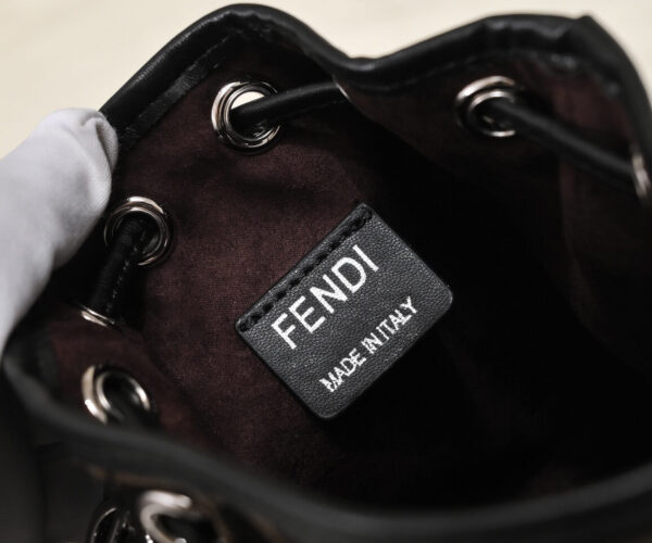 Fendi Mon Tresor Bucket Bag - Image 3