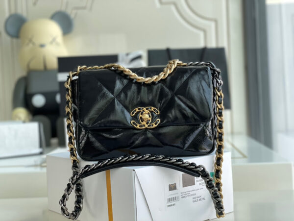 Chanel 19 Bag Black Patent Leather