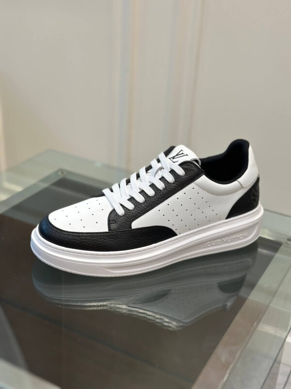 LV Latest Shoes - Image 5