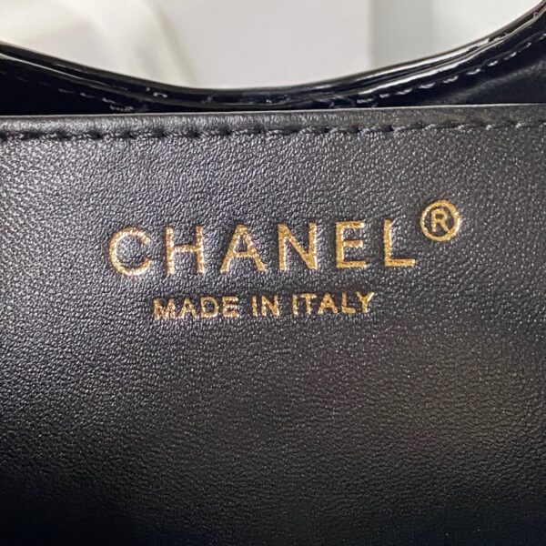 Chanel 31 Mini Shopping Bag - Image 4