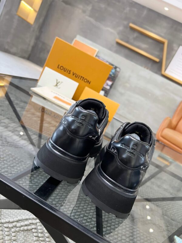 Louis Vuitton Men's Sneakers - Image 5