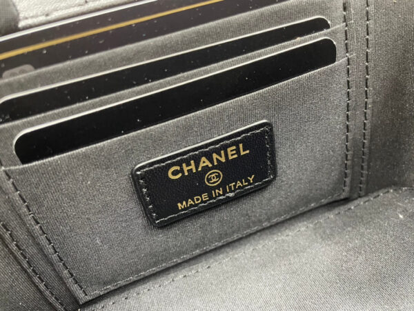 Chanel Small Vanity Case with Chain - Image 3