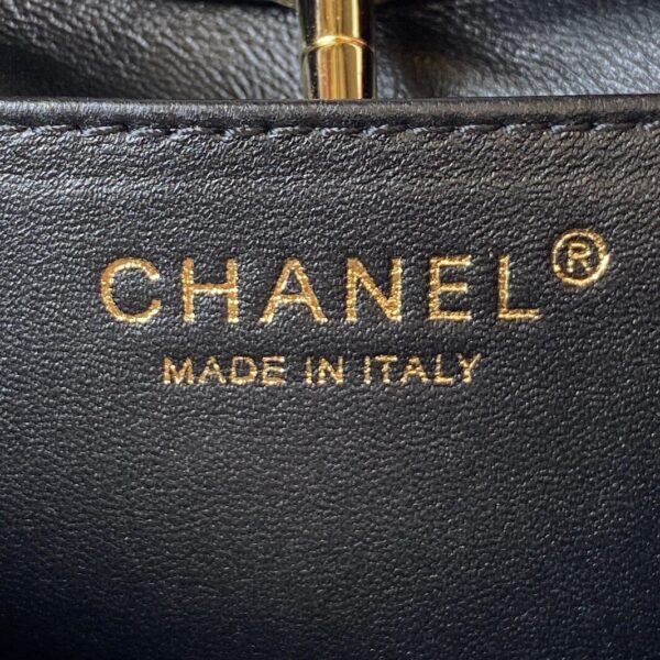 Chanel 31 Mini Shopping Bag - Image 2