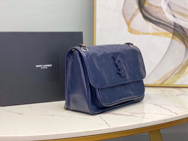 Women's YSL Niki Medium Leather Shoulder Bag - Image 4